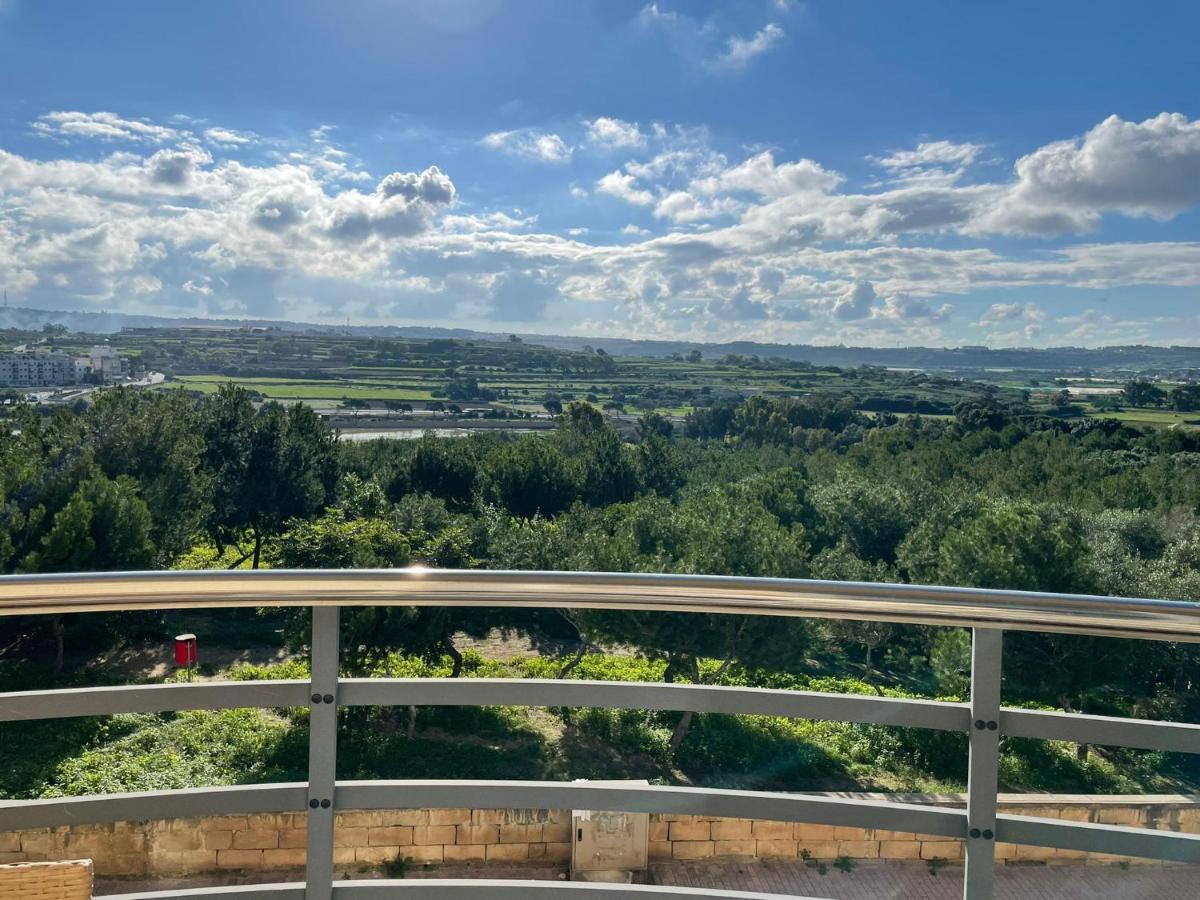 Cosy Designer Finished Apartment With Unobstructed Views San Pawl il-Baħar Eksteriør bilde